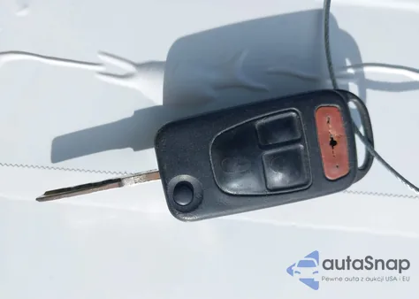 1999 Mercedes-Benz Ml 320 from USA, damaged, VIN 4JGAB54E0XA124397